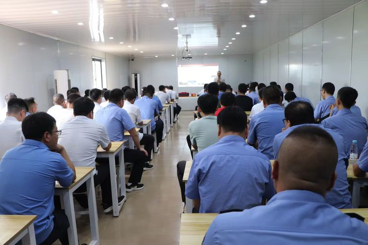 “人人讲安全、个个会应急——排查身边灾害隐患”中钞华森实业有限公司2025年应急安全实训演练活动